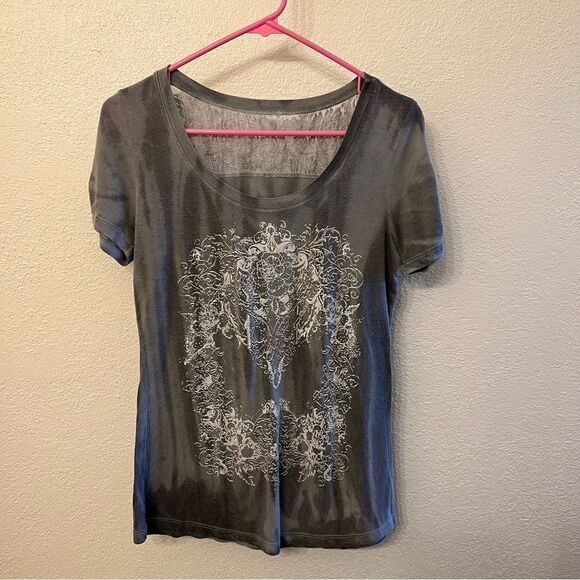 Maurices Short Sleeve Embellished Gray Tee Size  Small - Picture 1 of 6